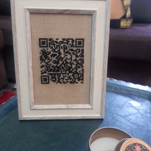 Κεντητή κορνίζα "QR Code" - ύφασμα, κορνίζες - 2