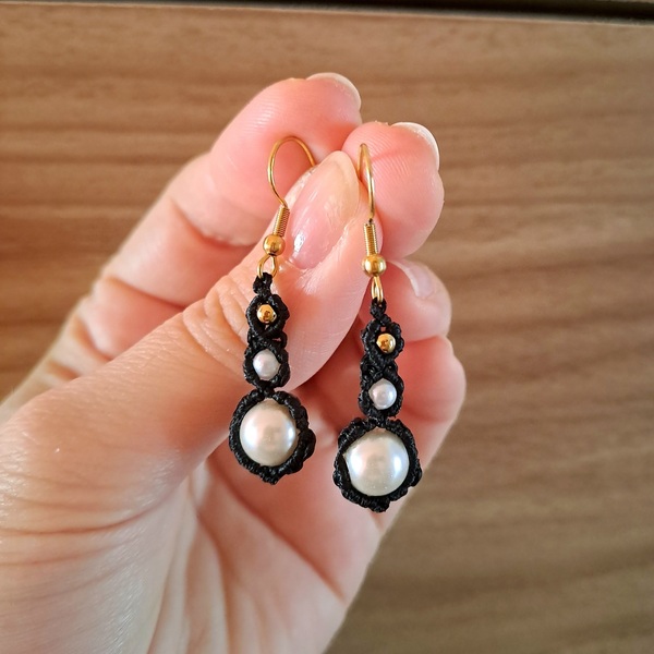 Macrame κρεμαστά σκουλαρίκια με πέρλες - μικρά, ατσάλι, πέρλες, γάντζος - 4