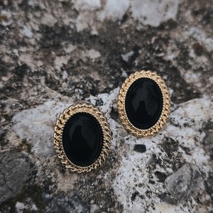 Vintage black stone earings/ Σκουλαρίκια v;intage ρετρό οβάλ σε χρώμα μαύρο και χρυσό - ασήμι, ορείχαλκος, καρφωτά, boho, φθηνά