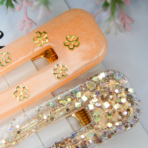 Τσιμπιδάκια μαλλιών από ρητίνη με χρυσό glitter και διακοσμητικά χρυσά λουλουδάκια - ρητίνη, μέταλλο, hair clips - 4