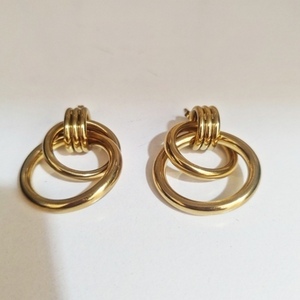 ♦ THE "ARIANNA" EARRINGS, ΑΤΣΑΛΙΝA ΣΚΟΥΛΑΡΙΚΙΑ, ΚΑΡΦΩΤΑ ΜΕ ΚΡΙΚΟΥΣ, ΧΡΥΣΟ, GOLD-PLATED - επιχρυσωμένα, καθημερινό, minimal, ατσάλι