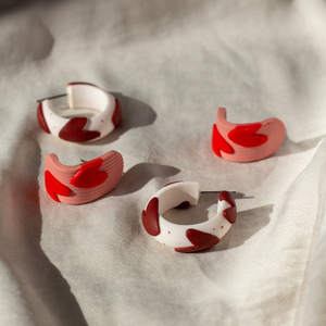 Heart Huggies | Handmade Polymer Clay Earrings - πηλός, μικρά, boho, καρφάκι - 4