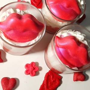 Χειροποίητο κερί σόγιας "Kiss my lips" Valentine's edition - χειροποίητα, αρωματικά κεριά, κερί σόγιας - 2