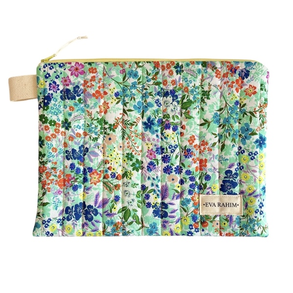 Καπιτονέ χειροποίητο τσαντάκι spring floral - ύφασμα, φλοράλ, all day, χειρός