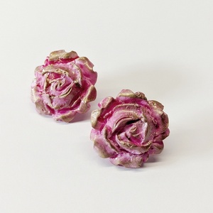 Rose Gold Roses | Καρφωτά Σκουλαρίκια με ατσάλινο κούμπωμα - πηλός, λουλούδι, ατσάλι