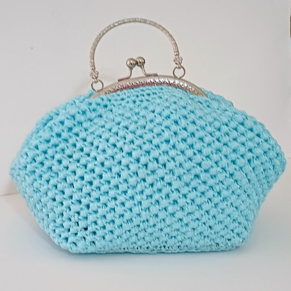 Πλεκτή τσάντα με γαλάζια κορδέλα - νήμα, clutch, χειρός, πλεκτές τσάντες, βραδινές - 5