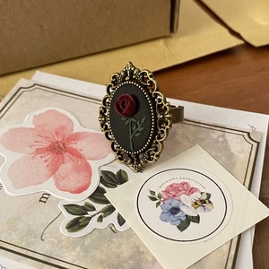 Dark Rose | Χειροποίητο Vintage Δαχτυλίδι με Κόκκινο Τριαντάφυλλο (Πολυμερικός Πηλός, Μπρούντζος, Αυξομειούμενο) - vintage, τριαντάφυλλο, μπρούντζος, αυξομειούμενα, πολυμερικό πηλό - 3