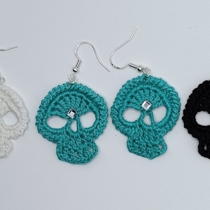 Πλεκτά σκουλαρίκια με βελονάκι "Mini skulls " - νήμα, μικρά, γάντζος, πλεκτά - 4