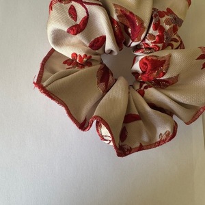 Χειροποίητο Scrunchie για τα μαλλιά - Home - ύφασμα, λαστιχάκια μαλλιών