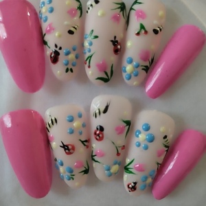 Press on Nails Spring