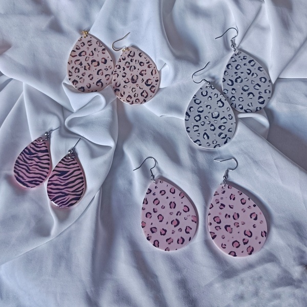 Σκουλαρίκια animal print ζωγραφισμένο, από υγρό γυαλί γκρι - ρητίνη, δάκρυ, ατσάλι, γάντζος, φθηνά - 4