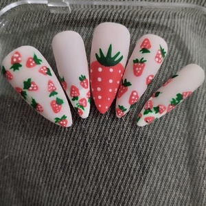 Press on Nails Strawberry - 4
