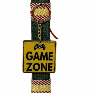 Πασχαλινή λαμπάδα με ξύλινο μπρελόκ game zone - αγόρι, λαμπάδες, για ενήλικες, για εφήβους, games - 5