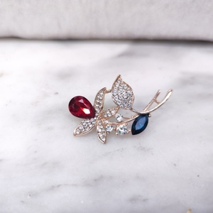 Καρφίτσες Sapphire Bloom με Κρύσταλλα 545 - στρας, επιχρυσωμένα, αλουμίνιο - 2