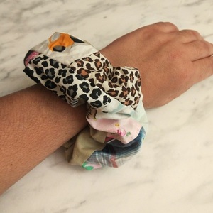 Scrunchy patchwork με φάσα μπεζ - ύφασμα, δώρα για γυναίκες, λαστιχάκια μαλλιών - 4