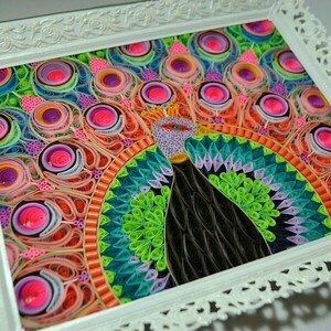 Πίνακας με την τεχνική quilling | Περήφανο παγώνι - χαρτί