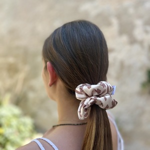 Moo regular scrunchie - ύφασμα, animal print, για τα μαλλιά, λαστιχάκια μαλλιών - 3