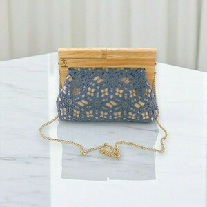 "Galini" Clutch Τσάντα σε Dusty Blue με Δαντέλα & Ξύλινο Κούμπωμα - ύφασμα, ξύλο, clutch, ώμου, χειρός