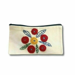 Υφασμάτινη Κασετίνα/Νεσεσέρ Κεντημένη, Red flowers1 - ύφασμα, καλλυντικών
