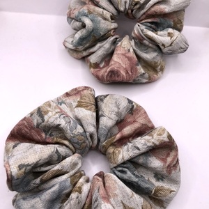 Υφασμάτινο λαστιχάκι scrunchie vintage rose - ύφασμα, κορίτσι, για τα μαλλιά, λαστιχάκια μαλλιών - 5